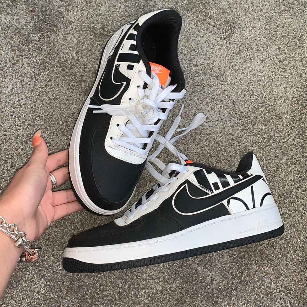 Air Force 1, size 6.5Y RARE😍